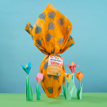 Carica l'immagine nel visualizzatore di Gallery, GROW - Uovo di cioccolato gianduia con granella di nocciole - BIO - 350g