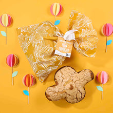 Carica l'immagine nel visualizzatore di Gallery, Colomba pasquale con pesca e cioccolato - 750g COD. 8095