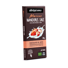 Carica l'immagine nel visualizzatore di Gallery, Cioccolato Mascao al latte con mandorle e sale - bio - 80g