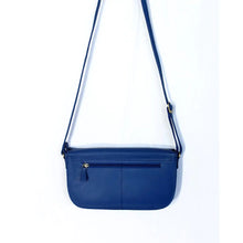 Carica l'immagine nel visualizzatore di Gallery, Borsa Loto blu oltremare
